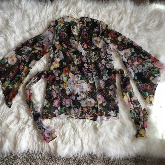 Show Me Your Mumu Beaux Beaux Kimono ~ in Madame Fleur